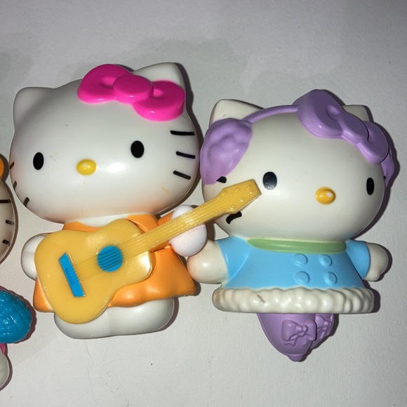 Hello kitty toys from McDonald’s lot of 4 -2013 - Picture 4 of 5